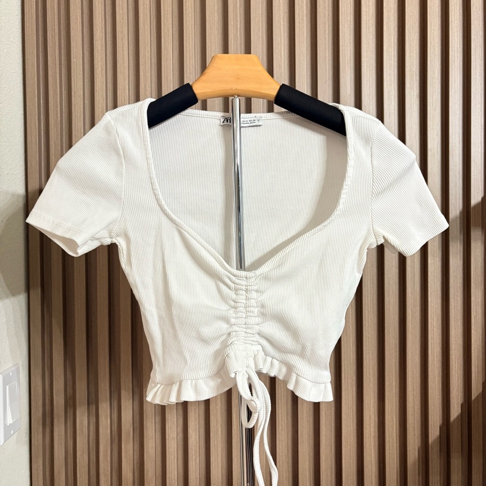 🤍 Zara White Ruched Cropped Top | Size S 🤍